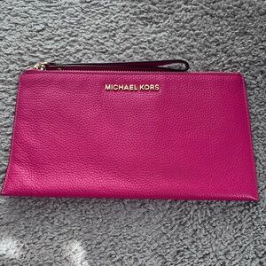 Michael Kors Fuchsia Wristlet Clutch
